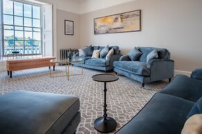 Gwynne House - 6 Bedroom - Tenby Harbour