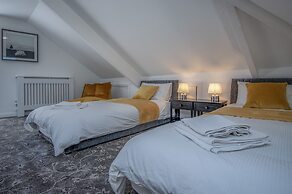 Gwynne House - 6 Bedroom - Tenby Harbour