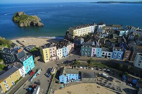 Gwynne House - 6 Bedroom - Tenby Harbour