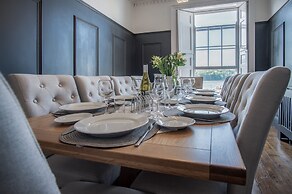 Gwynne House - 6 Bedroom - Tenby Harbour