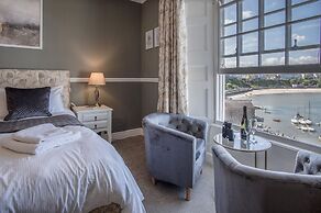 Gwynne House - 6 Bedroom - Tenby Harbour