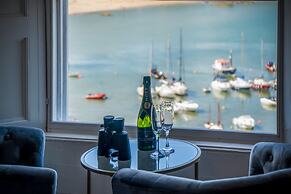 Gwynne House - 6 Bedroom - Tenby Harbour