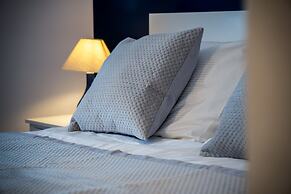 Gwynne House - 6 Bedroom - Tenby Harbour