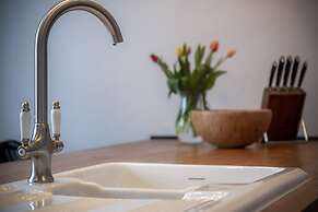 Gwynne House - 6 Bedroom - Tenby Harbour