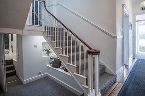 Gwynne House - 6 Bedroom - Tenby Harbour