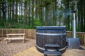 Cabin In The Woods - 1 Bed - Kilgetty