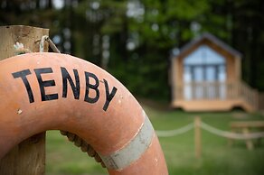 Cabin In The Woods - 1 Bed - Kilgetty