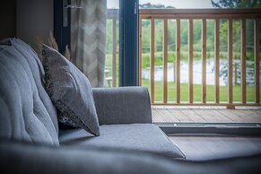 Cabin In The Woods - 1 Bed - Kilgetty