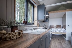 Cabin In The Woods - 1 Bed - Kilgetty