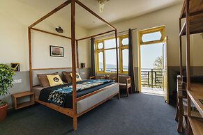 The Hosteller Kareri