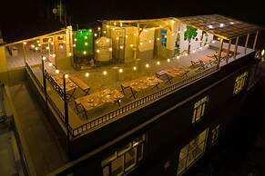 The Hosteller Kareri