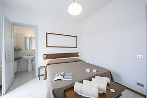 Casa Olivia Little Sweet Escape