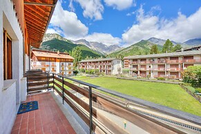 Bramé La Fam 32 (few steps from skiing)