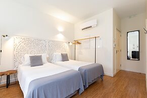 Iconic Nightlife Studio 104