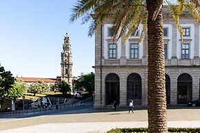 Iconic Nightlife Studio 104