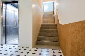 Cashmere Nightlife Studio 202
