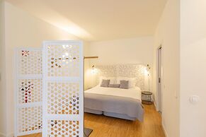 Cashmere Nightlife Studio 202