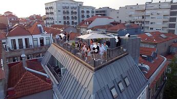 Iconic Nightlife Studio 304