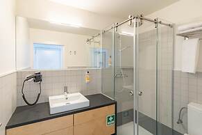 Iconic Nightlife Studio 304