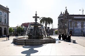 Iconic Nightlife Studio 304