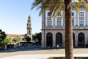 Iconic Nightlife Studio 204