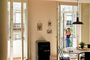 Iconic Nightlife Studio 204