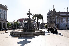 Iconic Nightlife Studio 204