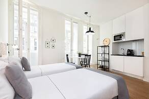 Cotton Cozy Nightlife Studio 301