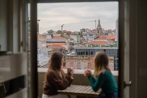 Feel Porto Downtown City Roofs