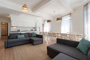 Feel Porto Downtown Luxury Retreat