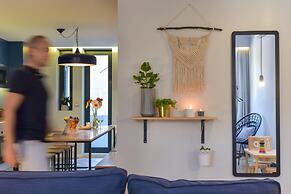 Feel Porto Merlot Townhouse
