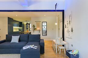 Feel Porto Merlot Townhouse