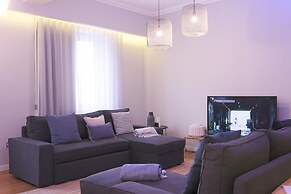 Feel Porto Merlot Townhouse
