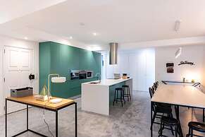 Feel Porto Pinot Townhouse