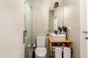 Feel Porto Pinot Townhouse