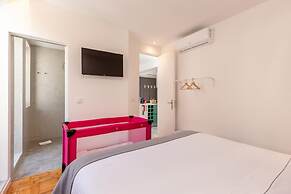 Feel Porto Pinot Townhouse