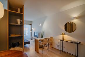 Feel Corporate Housing Campanh 09