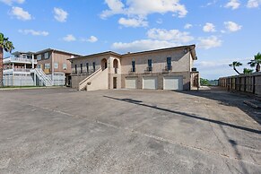 Bay Dreamer - Massive Bayfront Home W/ Private Pool 3 Bedroom Home by 