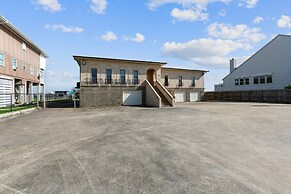 Bay Dreamer - Massive Bayfront Home W/ Private Pool 3 Bedroom Home by 