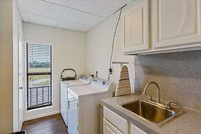 Bay Dreamer - Massive Bayfront Home W/ Private Pool 3 Bedroom Home by 