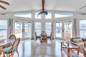 Alsup House In Jamaica Beach 3 Bedroom Home by RedAwning