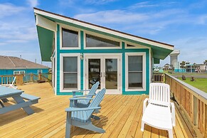 Alsup House In Jamaica Beach 3 Bedroom Home by RedAwning