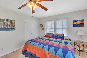 Alsup House In Jamaica Beach 3 Bedroom Home by RedAwning