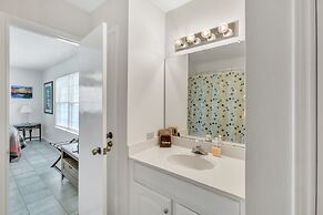 Alsup House In Jamaica Beach 3 Bedroom Home by RedAwning