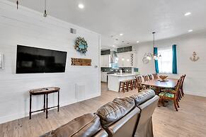 Sea-esta Completely Renovated 2 Story Home Only 1.5 Blocks To The Beac