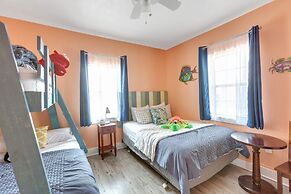 Sea-esta Completely Renovated 2 Story Home Only 1.5 Blocks To The Beac