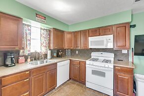 Sea-esta Completely Renovated 2 Story Home Only 1.5 Blocks To The Beac