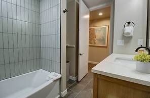 Sb206 Snowbridge 2br 2ba 2 Bedroom Condo by RedAwning