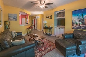 Havens #814 3 Bedroom Condo by RedAwning