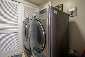 Havens #814 3 Bedroom Condo by RedAwning